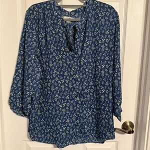 JACHS Girlfriend Blue Floral Blouse